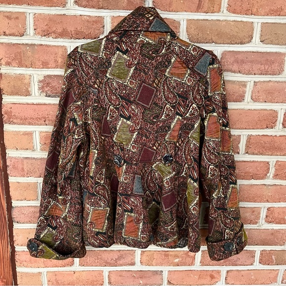 Tapestry jacket. Upscale clothing by CMC. Size small - Picture 7 of 10